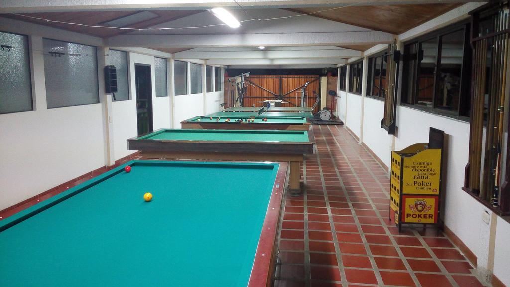 Hostal La Sultana ซานตาโรซา เดกาบัล ภายนอก รูปภาพ