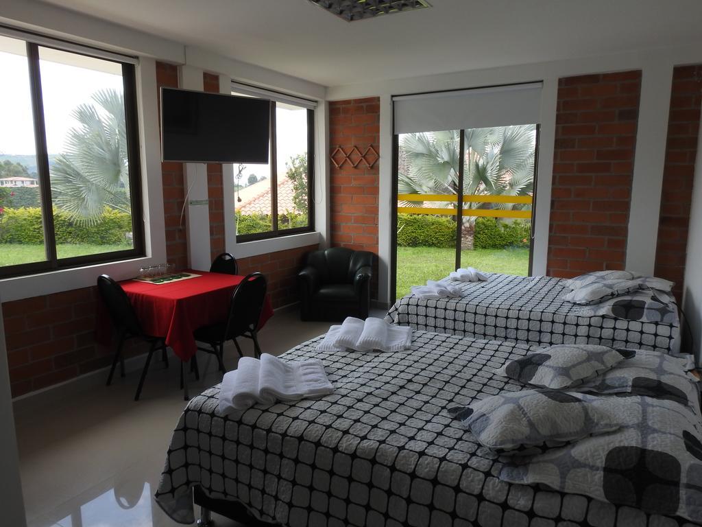 Hostal La Sultana ซานตาโรซา เดกาบัล ภายนอก รูปภาพ