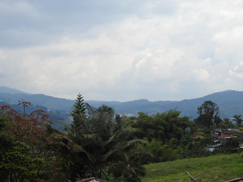 Hostal La Sultana ซานตาโรซา เดกาบัล ภายนอก รูปภาพ