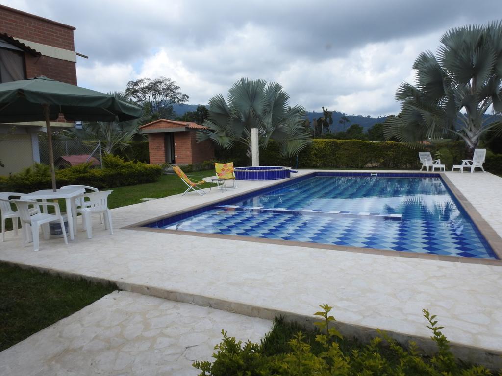 Hostal La Sultana ซานตาโรซา เดกาบัล ภายนอก รูปภาพ